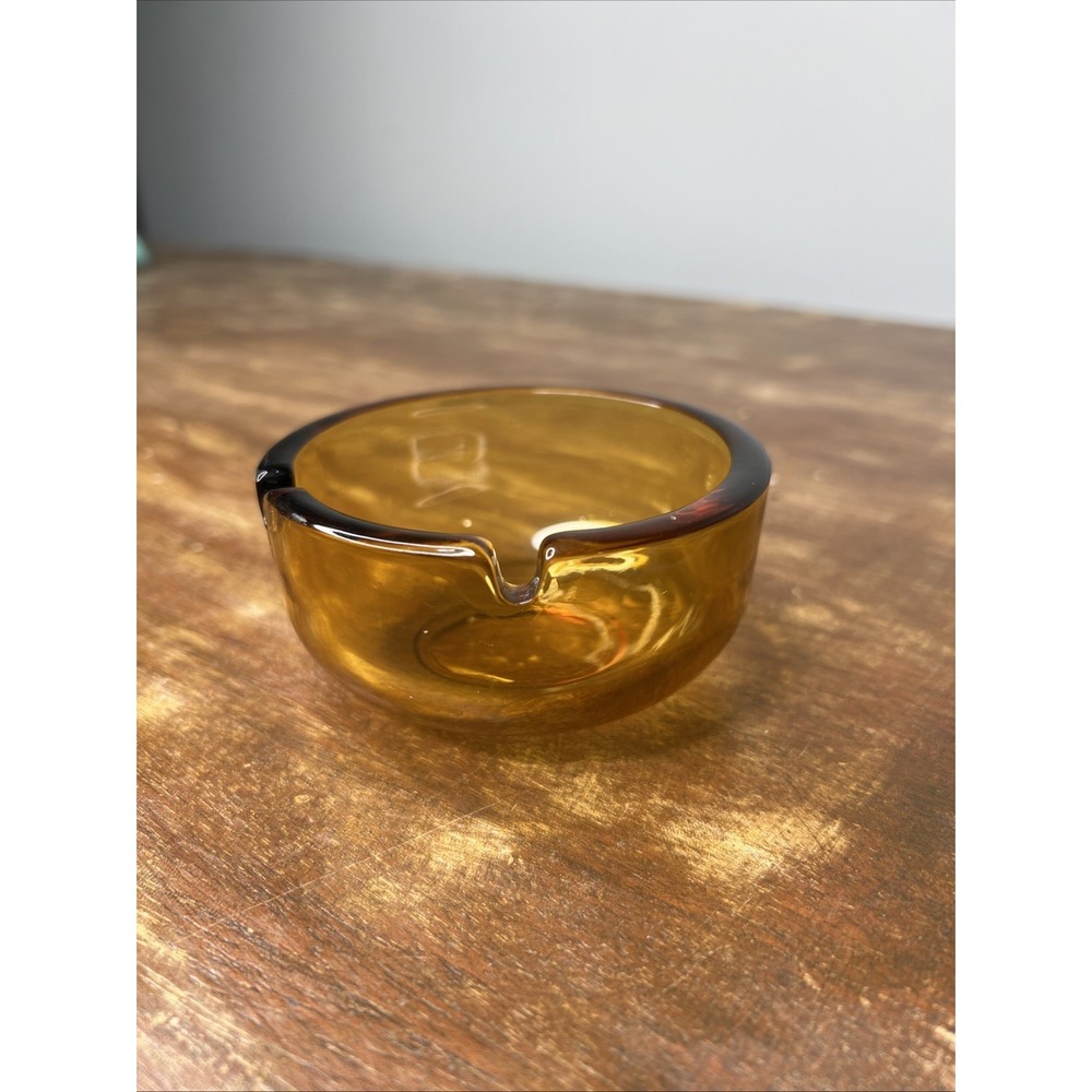 Vintage MCM Amber Glass Ashtray 3.5" Round Heavy Honey Golden Ash Tray 2 slot - Picture 3 of 8